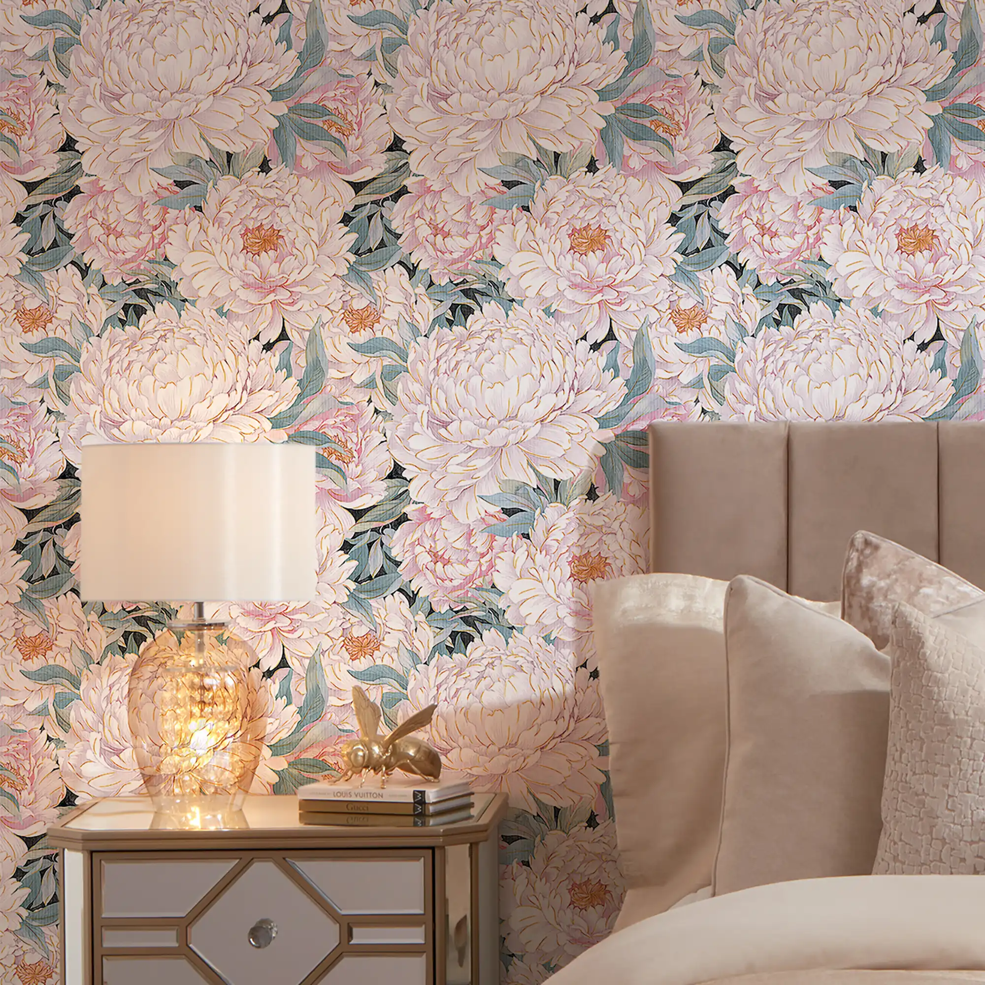 Beautiful Blooms Wallpaper in Pinks with Gold - Image 3