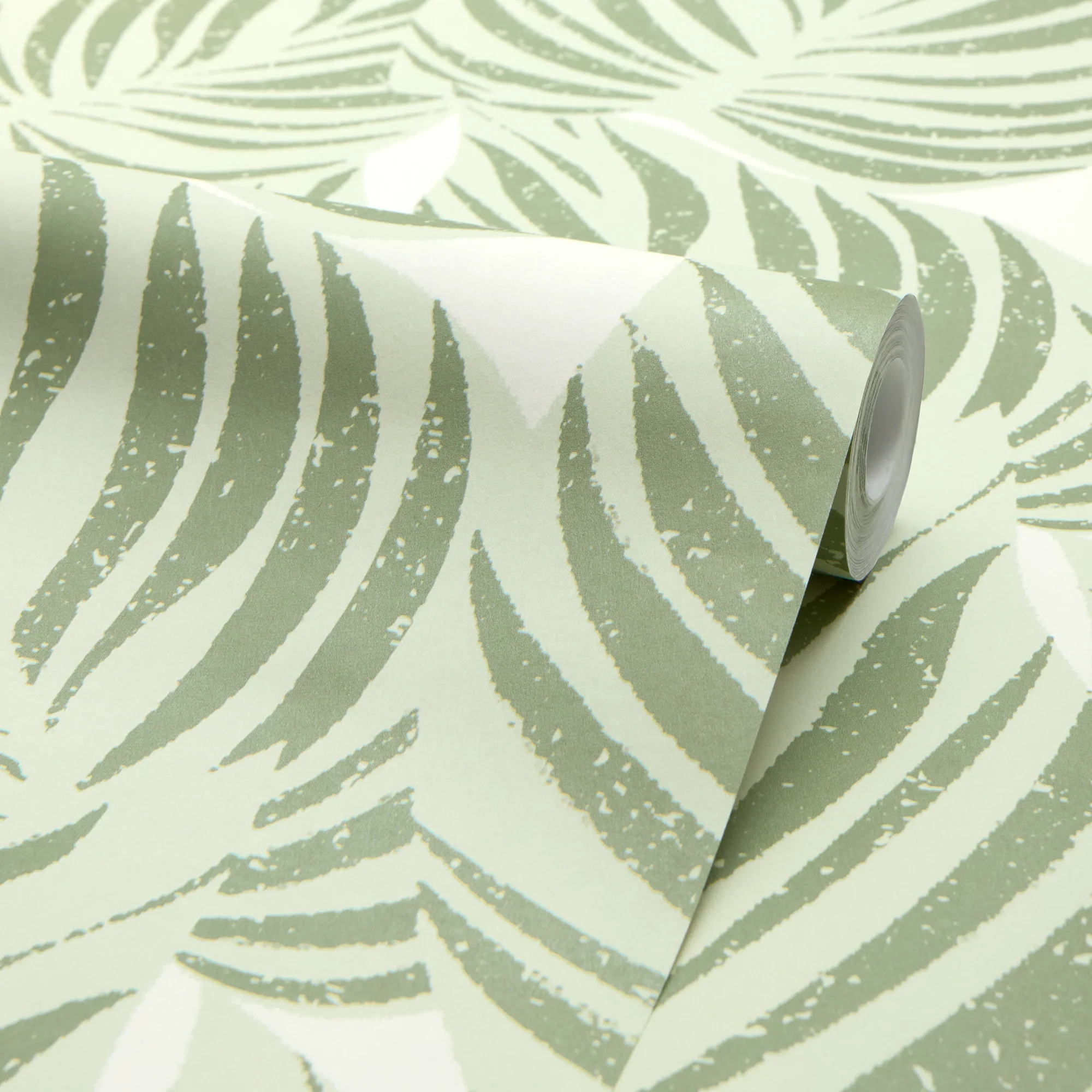 Broad Leaf Wallpaper in Pistachio on Cream - Image 4