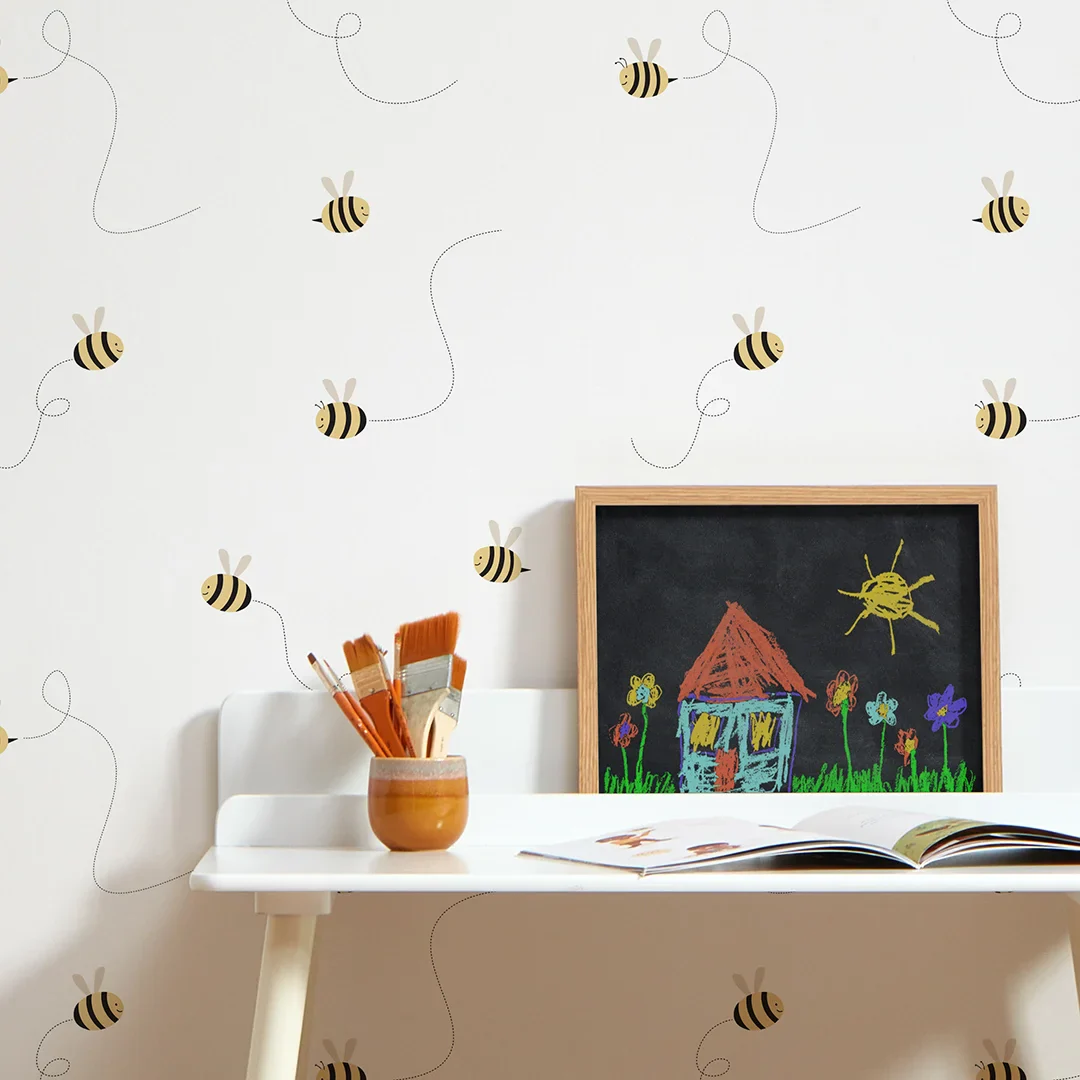 Buzzy Bees Wallpaper White - Image 3