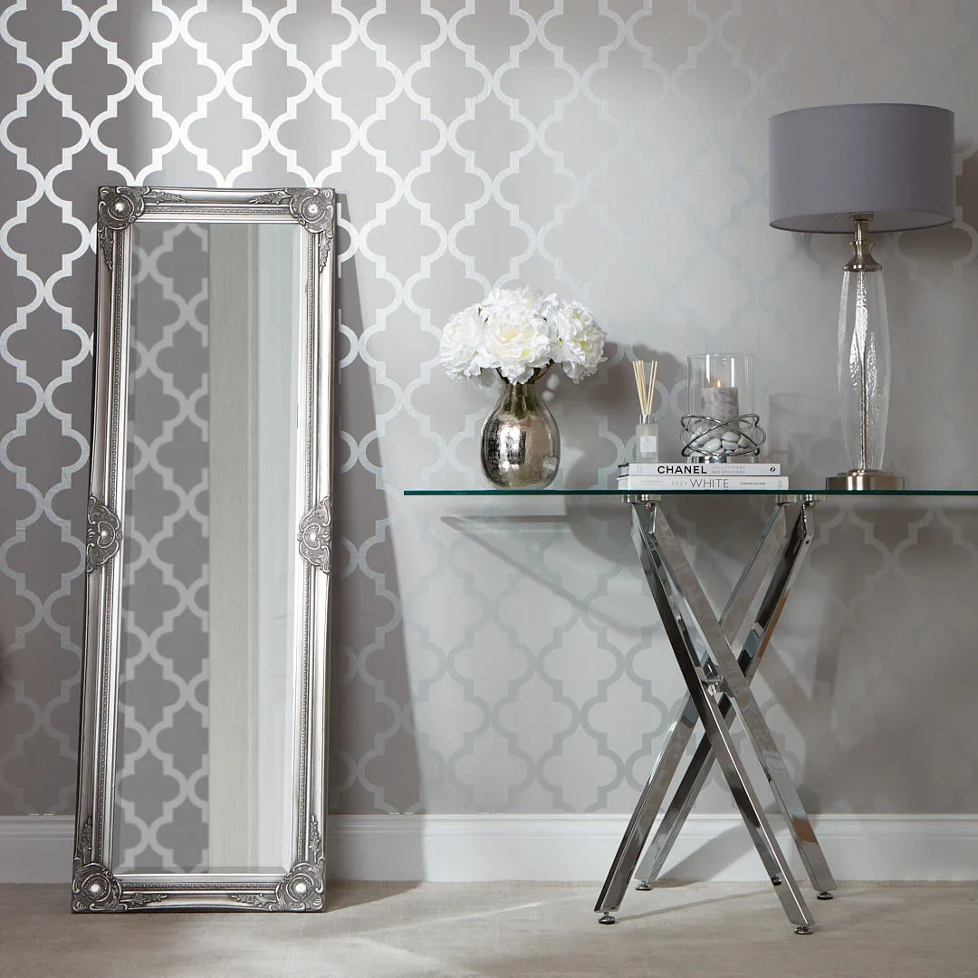 Camden Trellis Wallpaper in Soft Grey and Silver - Image 2