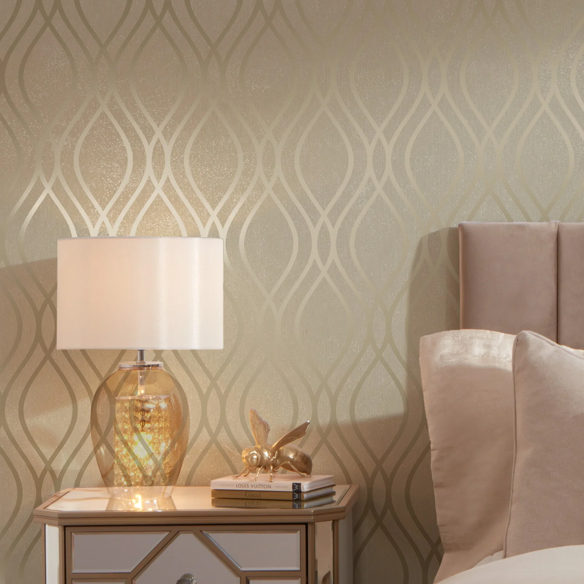 Camden Wave Wallpaper in Cream and Gold - Image 4