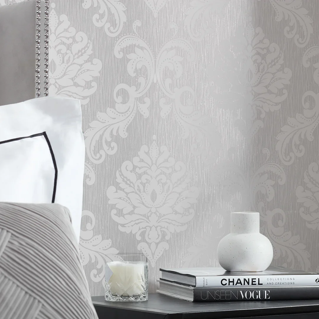 Chelsea Glitter Damask Wallpaper in Soft Grey and Silver - Image 4