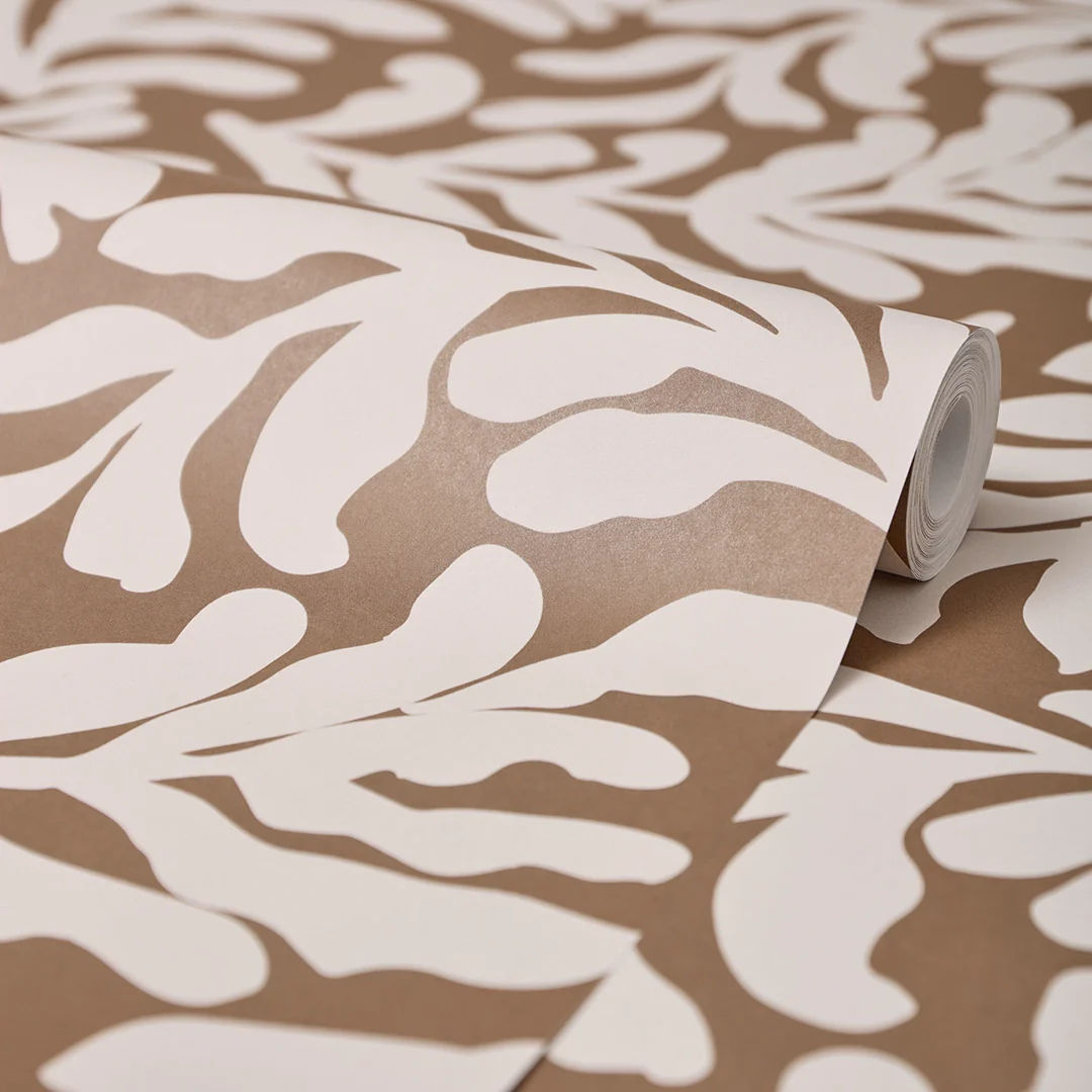 Coral Leaf Wallpaper in Mocha - Image 4