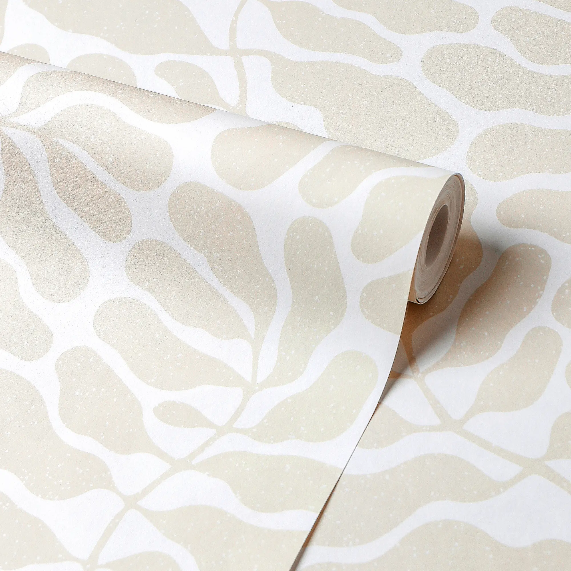 Coral Reef Wallpaper in Ivory - Image 4
