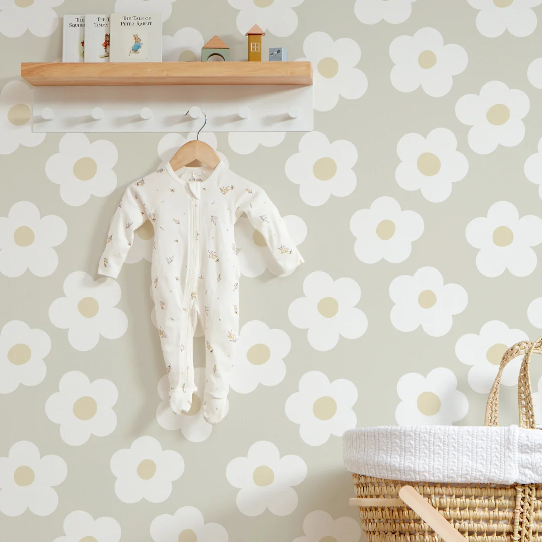 Ditsy Daisy Wallpaper in Stone - Image 3