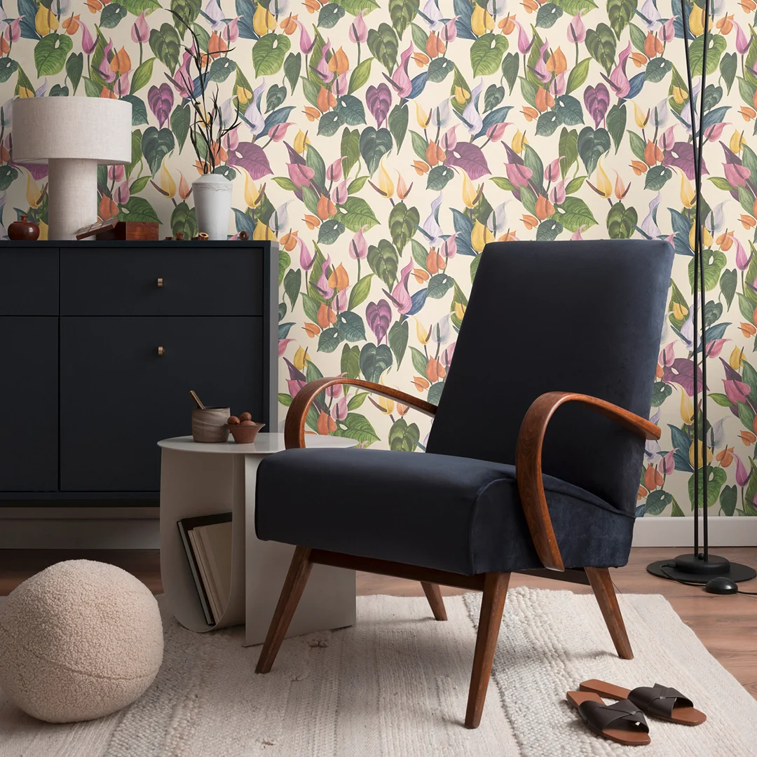Foliage Flow Wallpaper in Cream - Image 2
