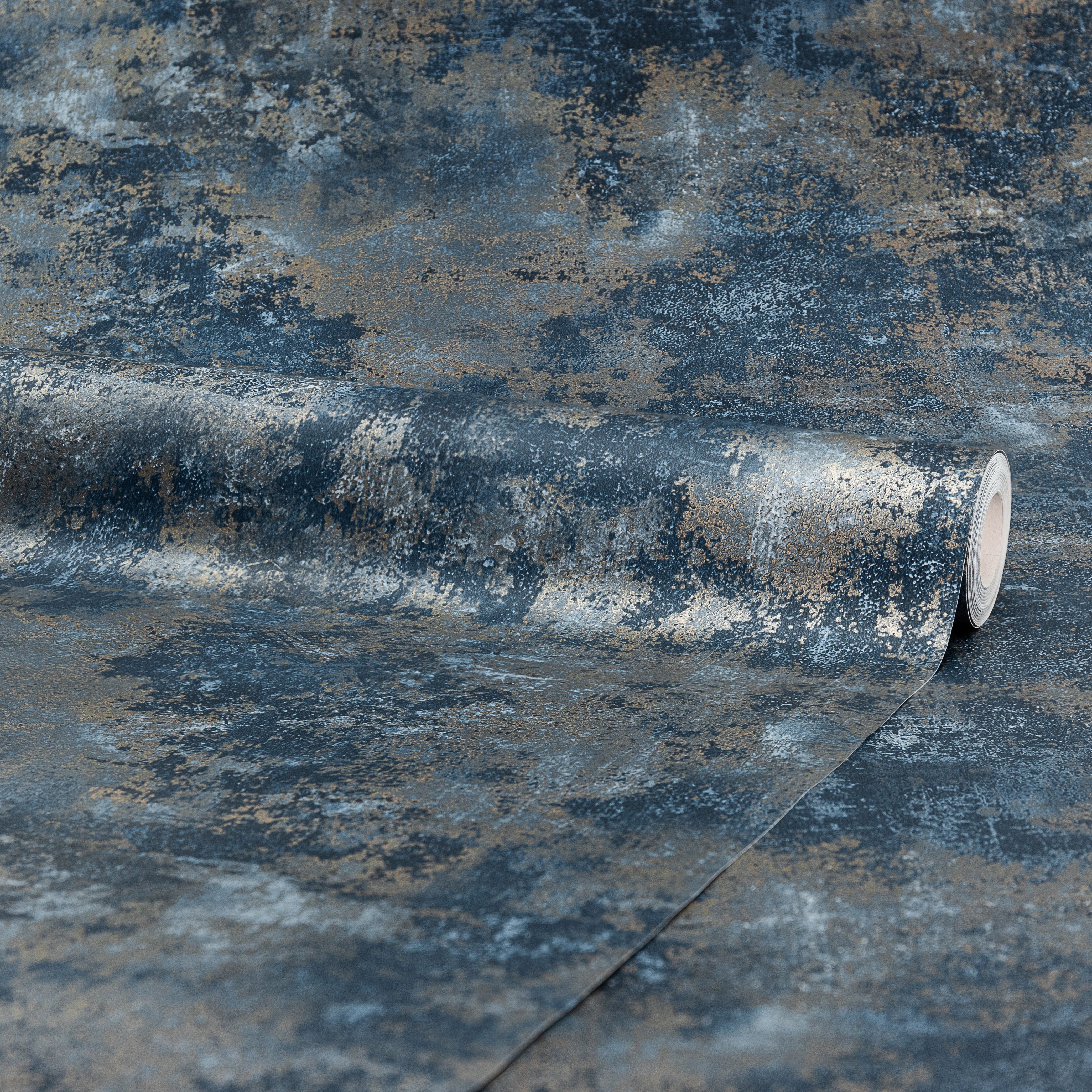 Geneva Metallic Wallpaper in Blue & Gold - Image 2