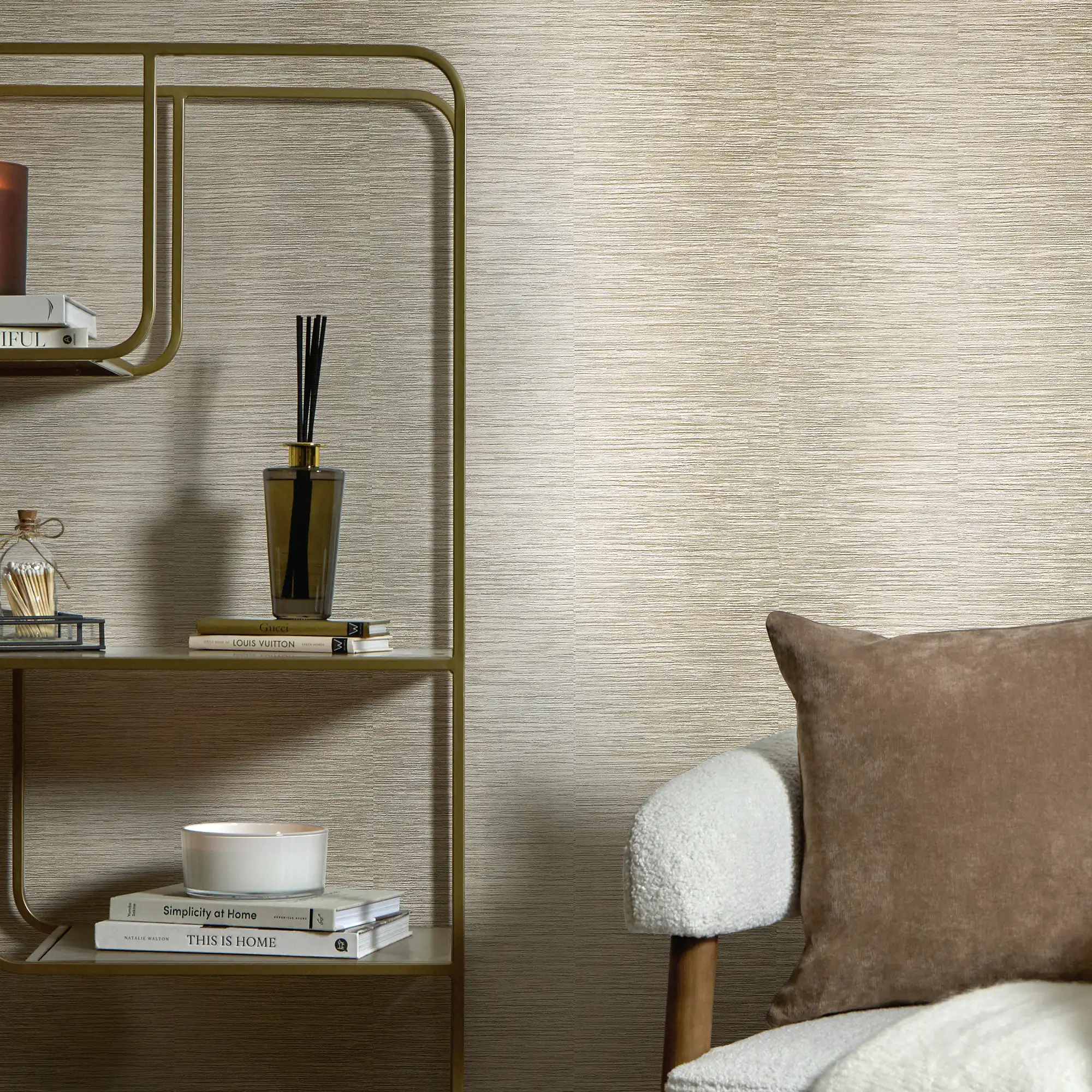 Golden Contours Wallpaper in Beige - Image 3