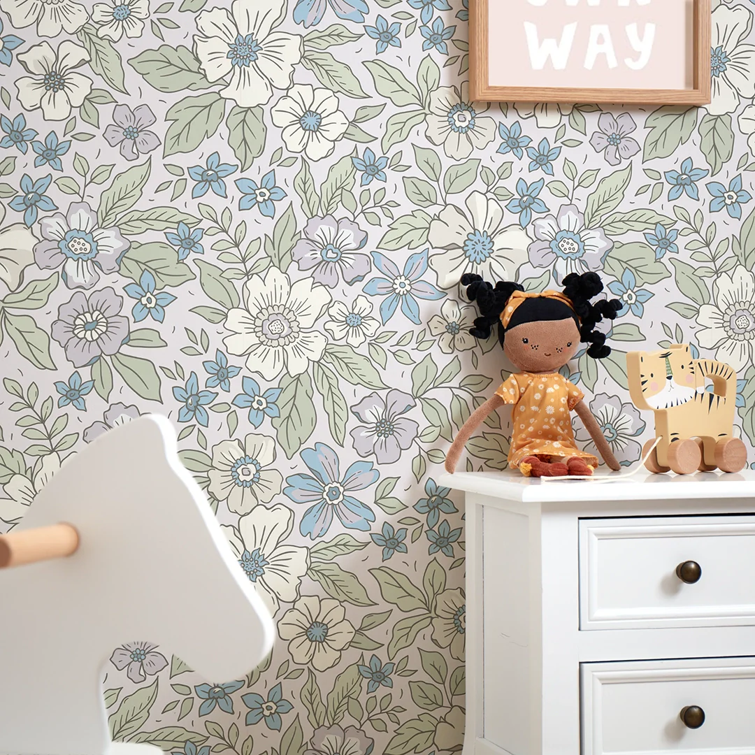 Gorgeous Gardenia Wallpaper in Soft Lilacs and Sage - Image 3