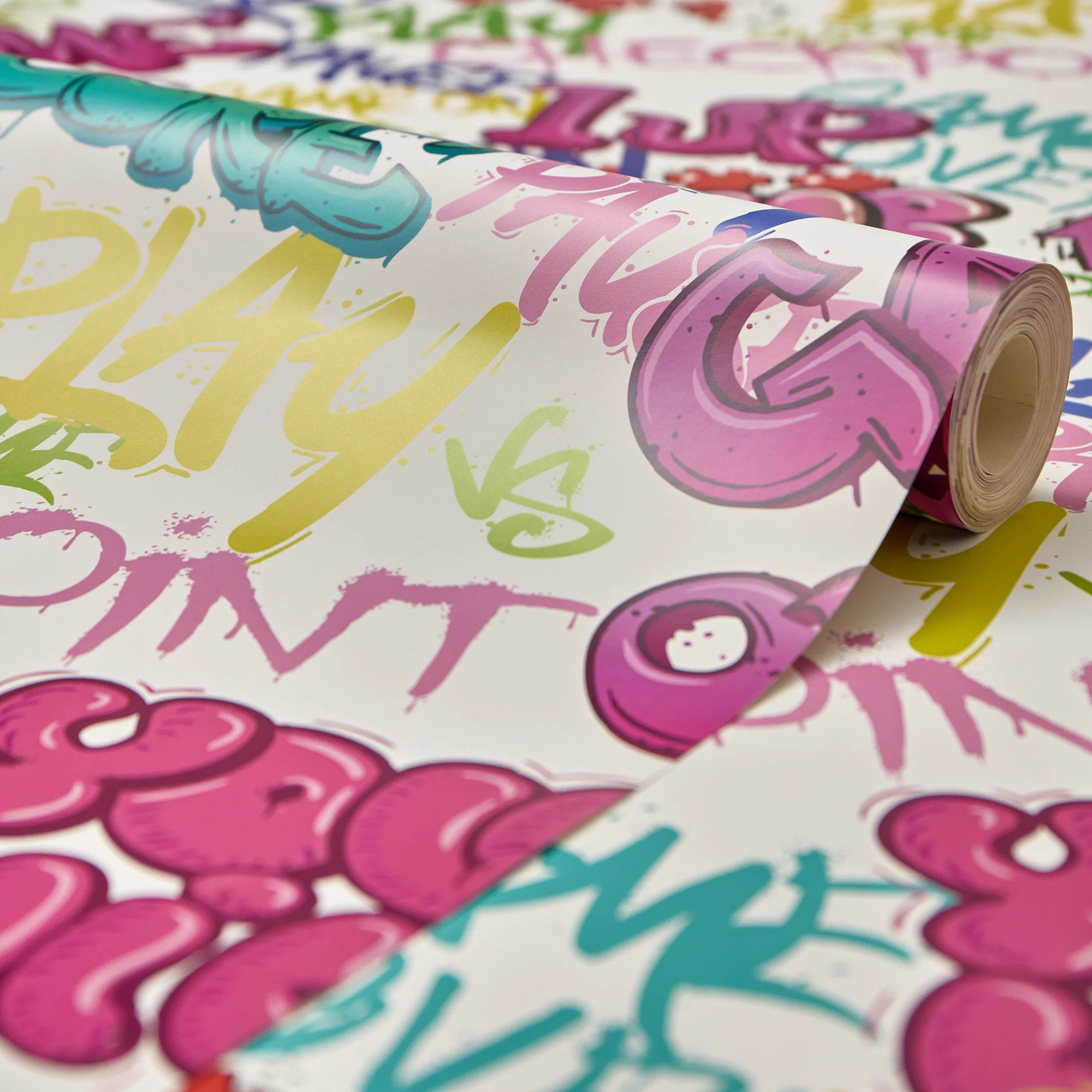 Graffiti Gamer Wallpaper in Pink on White - Image 4