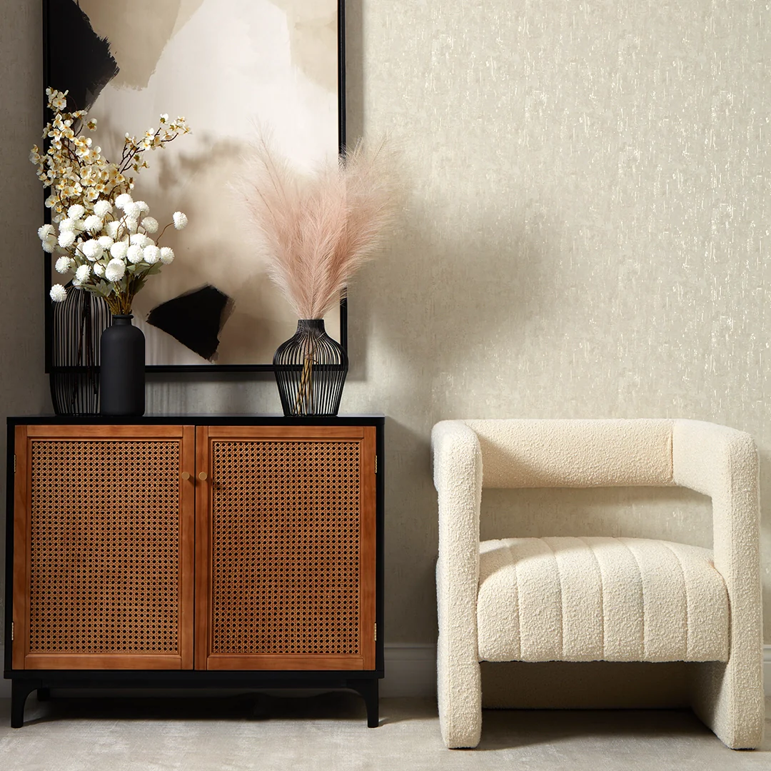 Howson Wallpaper in Ivory and Gold - Image 2