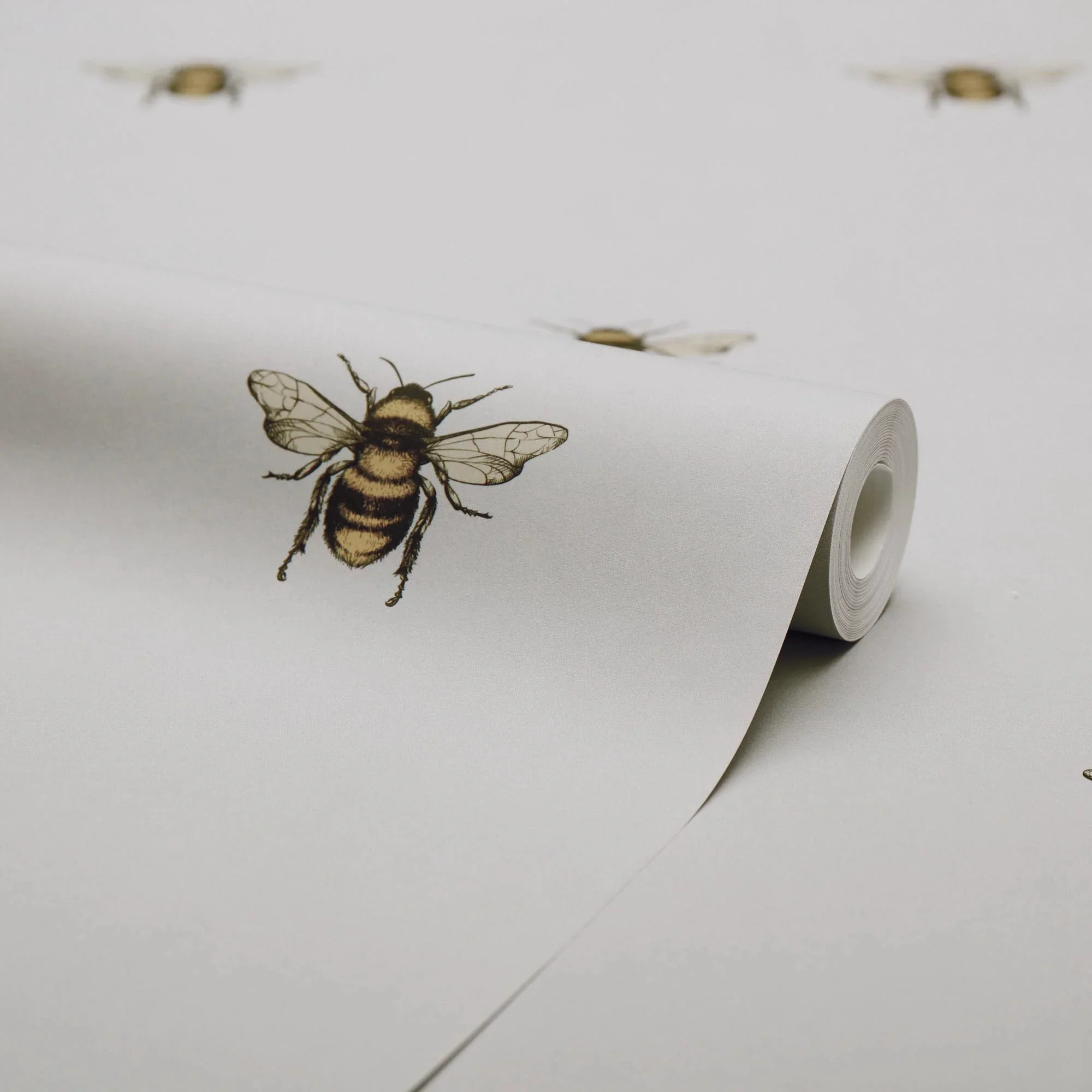 Luxe Bee Wallpaper in Grey - Image 4