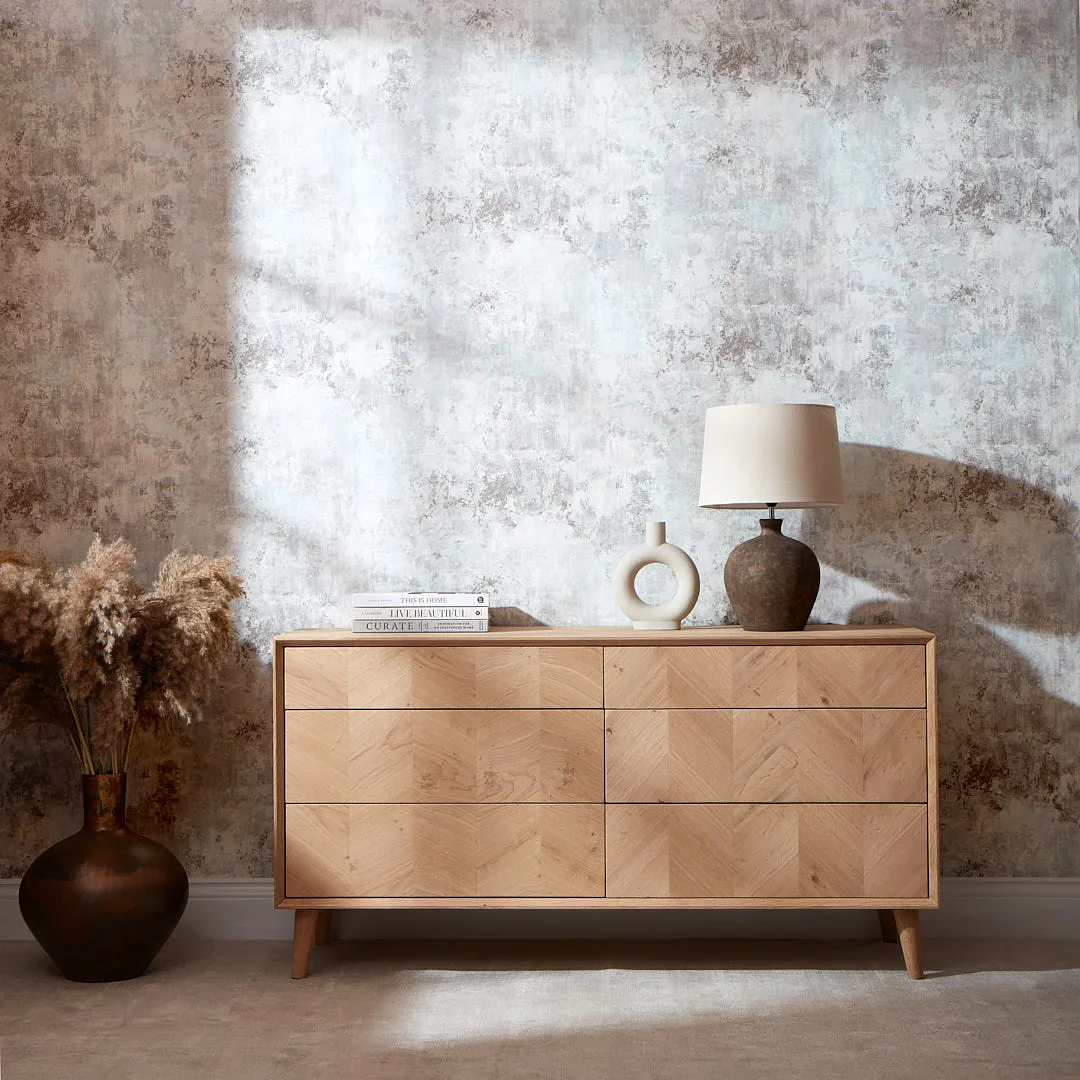 Madison Avenue Wallpaper in Light Grey - Image 2