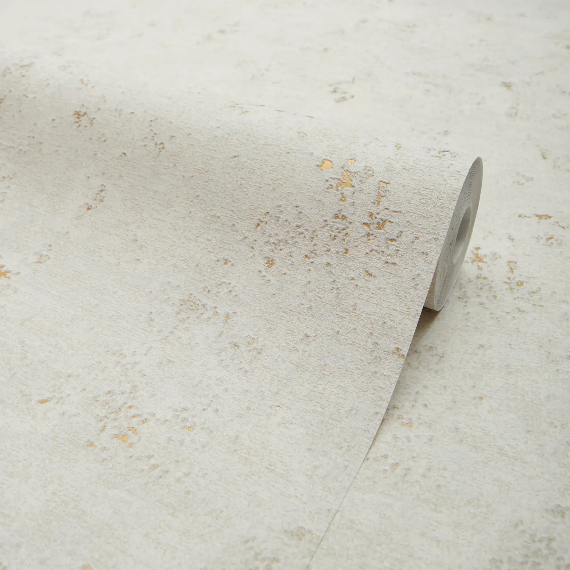 Malmo Wallpaper in Ivory with Gold Metallic - Image 4