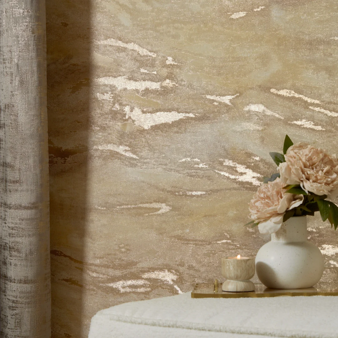 Nirvana Metallic Wallpaper in Gold and Silver - Image 3