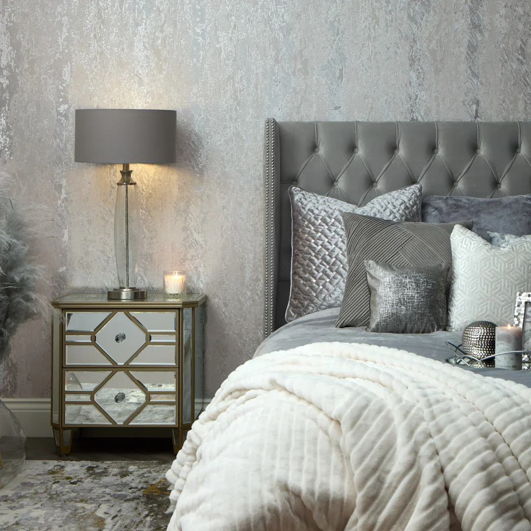 Nova Metallic Wallpaper in Cool Grey and Silver - Image 2