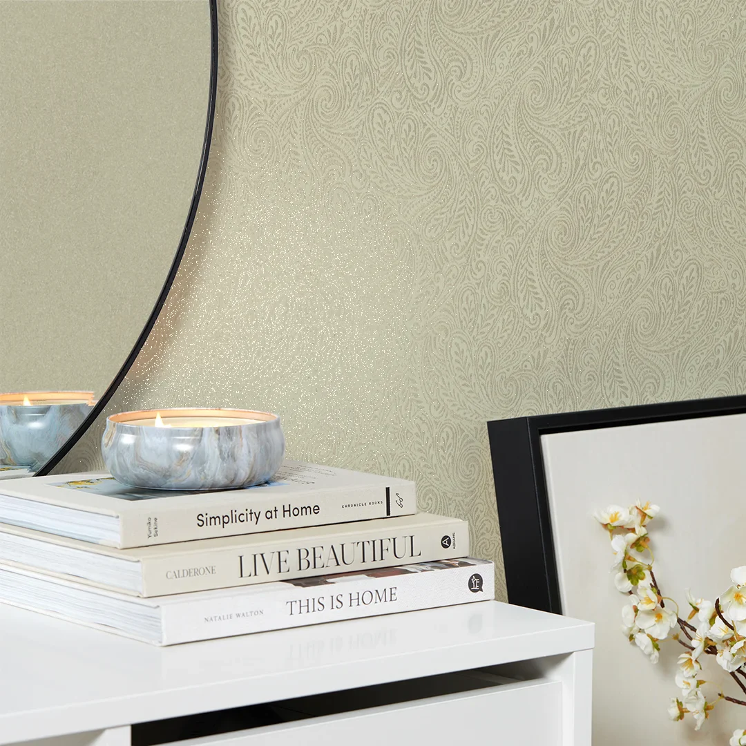 Palace Paisley Wallpaper in Ivory with Gold Sparkle - Image 3