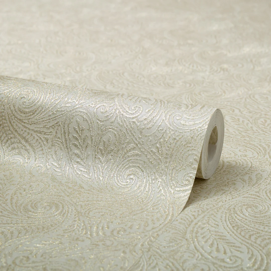 Palace Paisley Wallpaper in Ivory with Gold Sparkle - Image 4