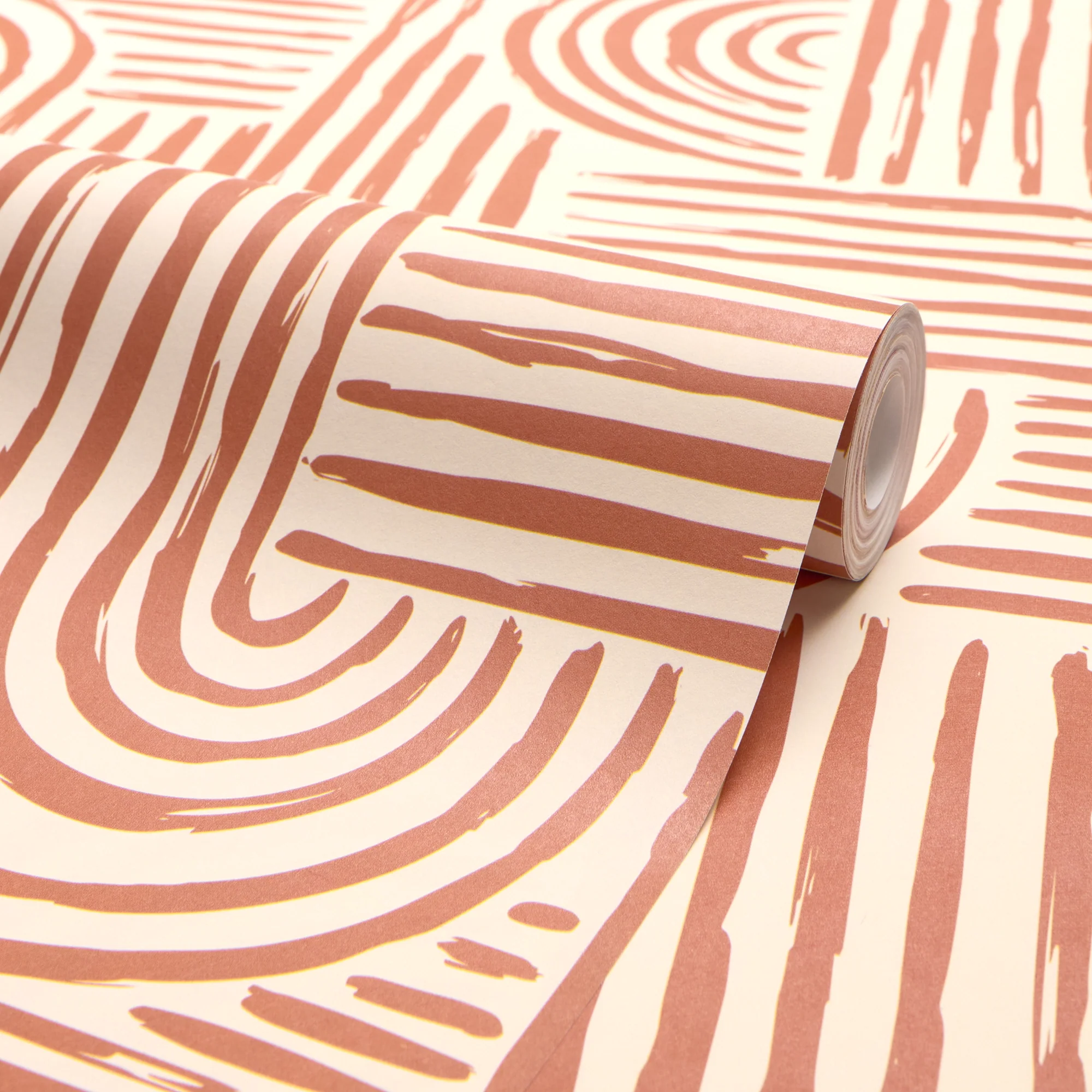 Raffia Curves Wallpaper in Terracotta on Cream - Image 4