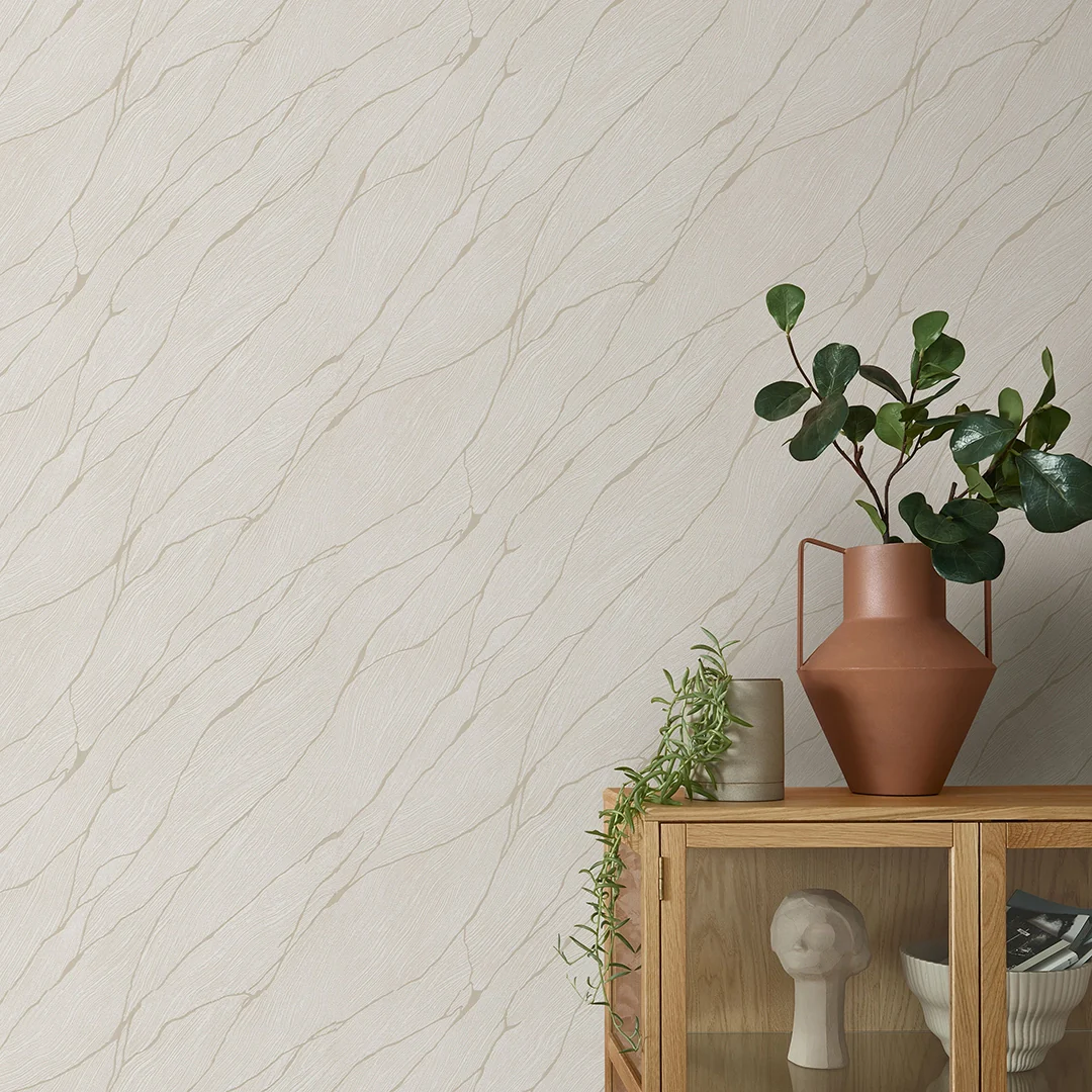 Ridged Metallic Wallpaper in Champagne with Pearlised Metallic - Image 2