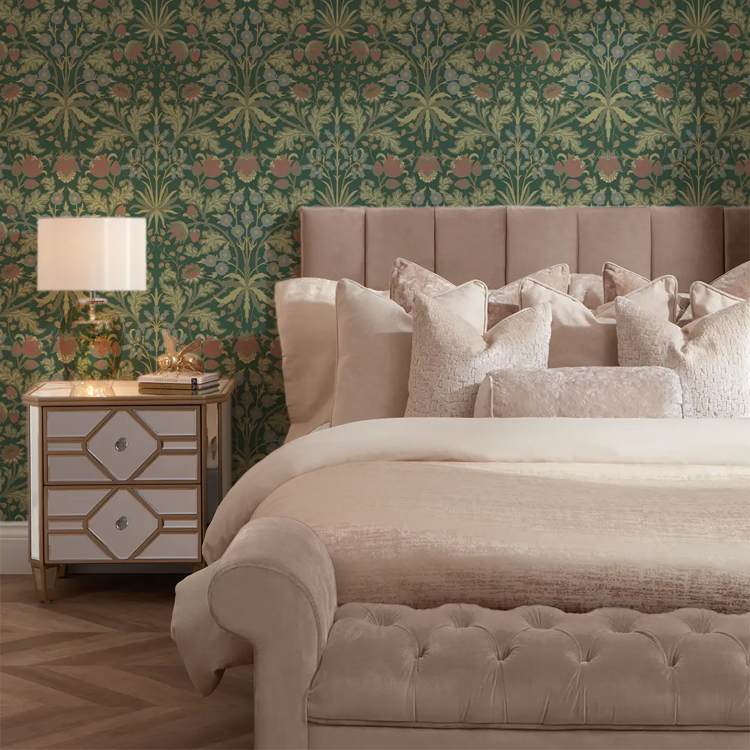 Tulip Trellis Wallpaper in Bottle Green - Image 2