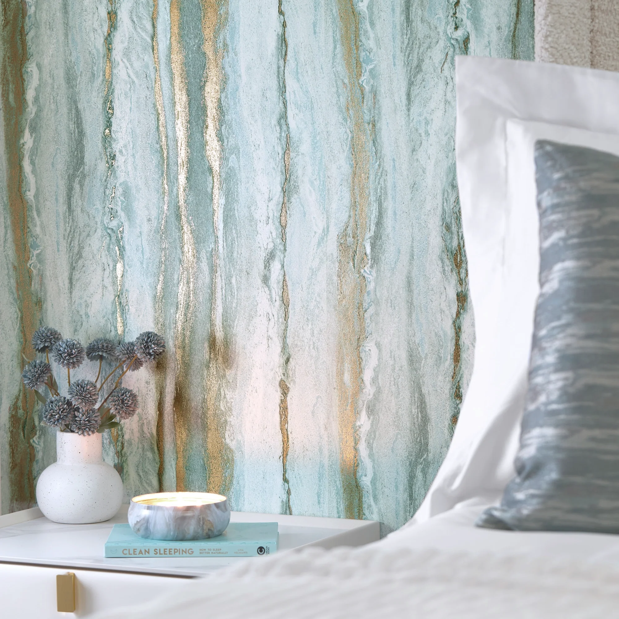 Zurich Metallic Wallpaper in Turquoise and Metallic Gold - Image 3